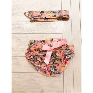 Hair Bow & Bottoms 💞